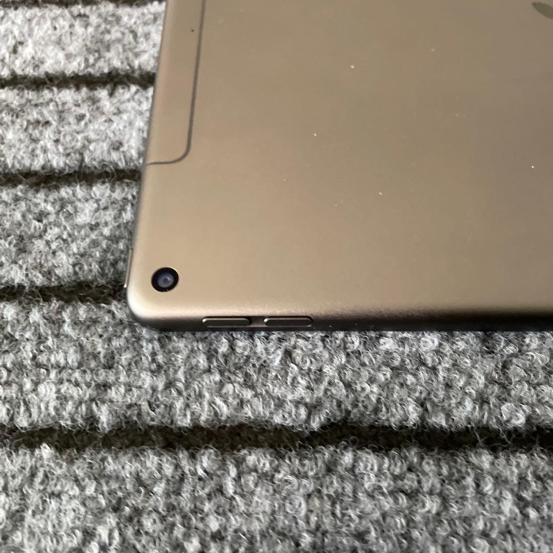 176 iPad Air3 64GB SIMフリーモデル スペースグレイ