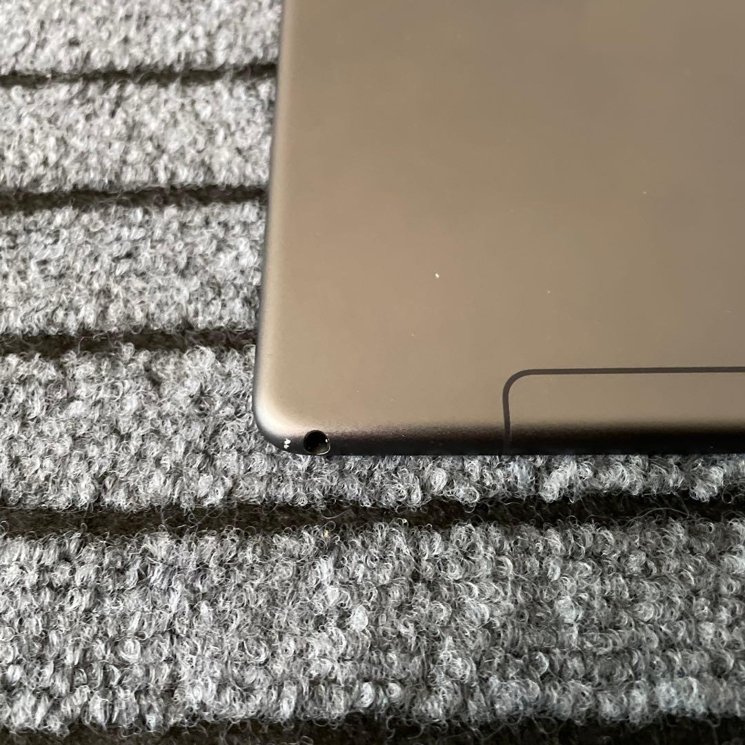 176 iPad Air3 64GB SIMフリーモデル スペースグレイ