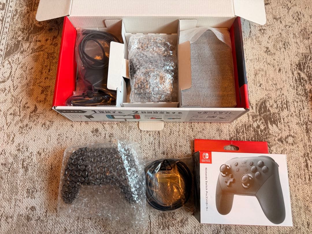 美品)Nintendo Switch (旧型)本体、付属品、プロコン(箱あり)