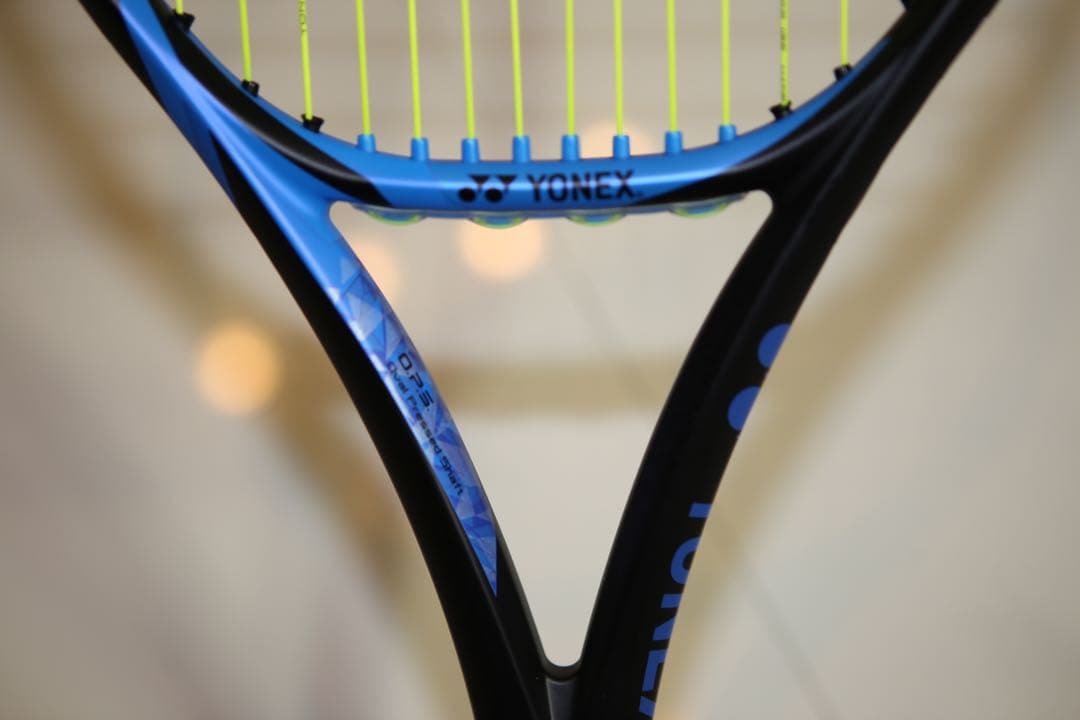 【美品】YONEX EZONE 98 LG テニスラケット G2