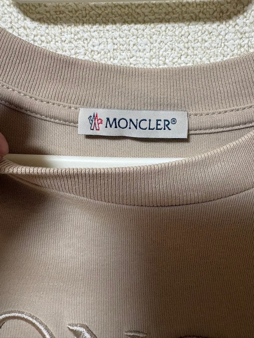 モンクレール　Tシャツ　レディース