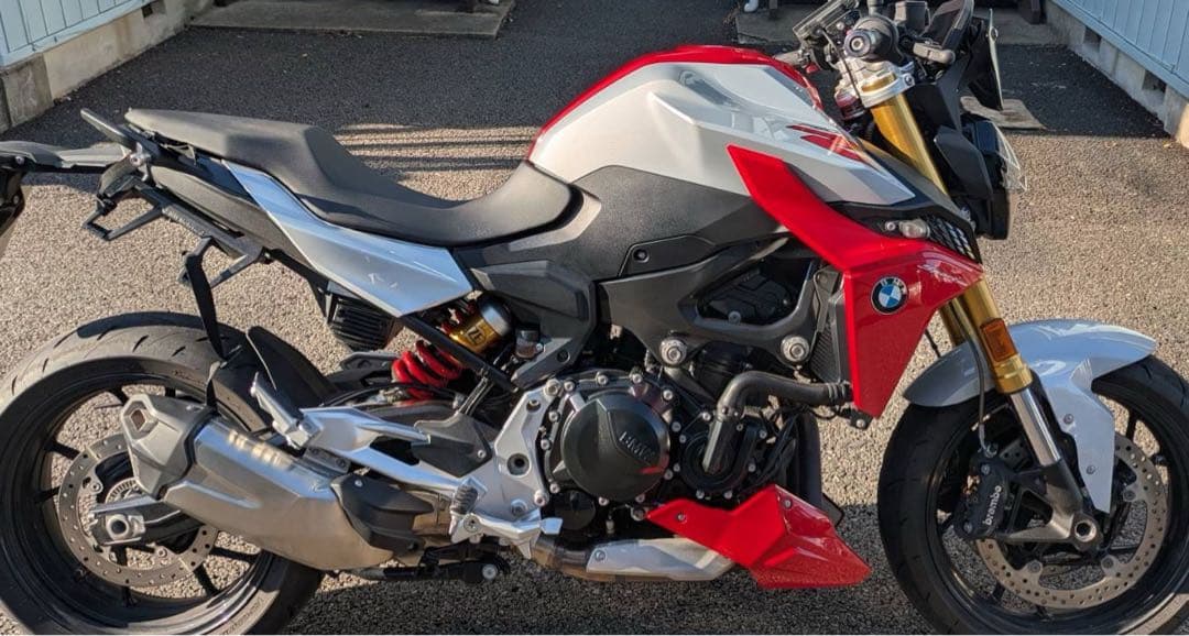  F900R 純正ローシート 品番　52538404285
