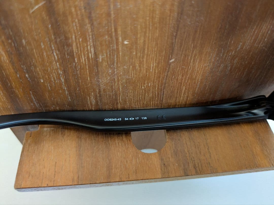 Oakley Frogskins (A)偏光レンズ サングラス中古品
