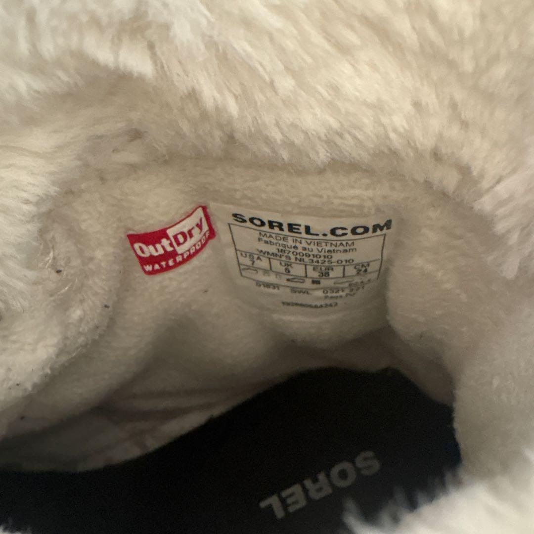 SOREL ブラック ムートンブーツ