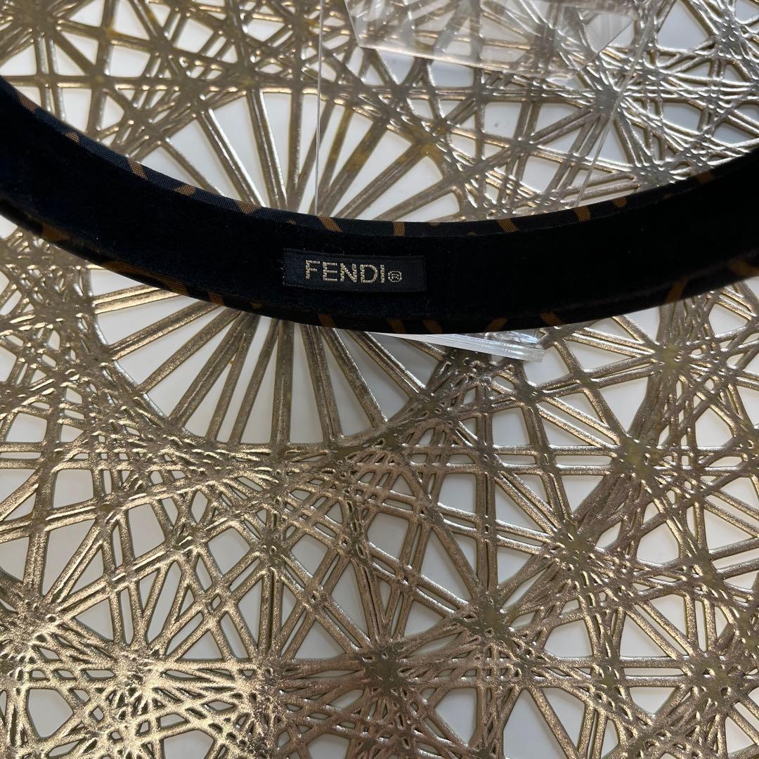 FENDI フェンディ カチューシャ ヘアバンド
