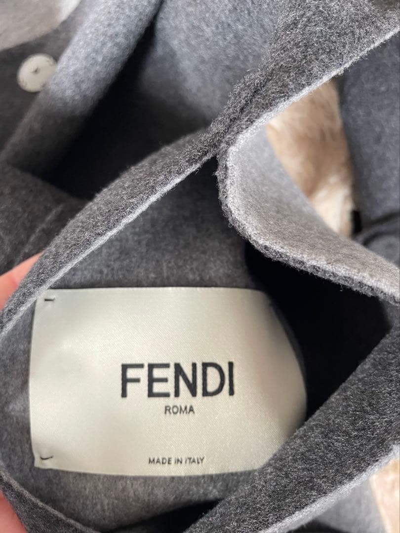 ニモ　最終値下げ！ FENDI カシミア　リバーシブルコート
