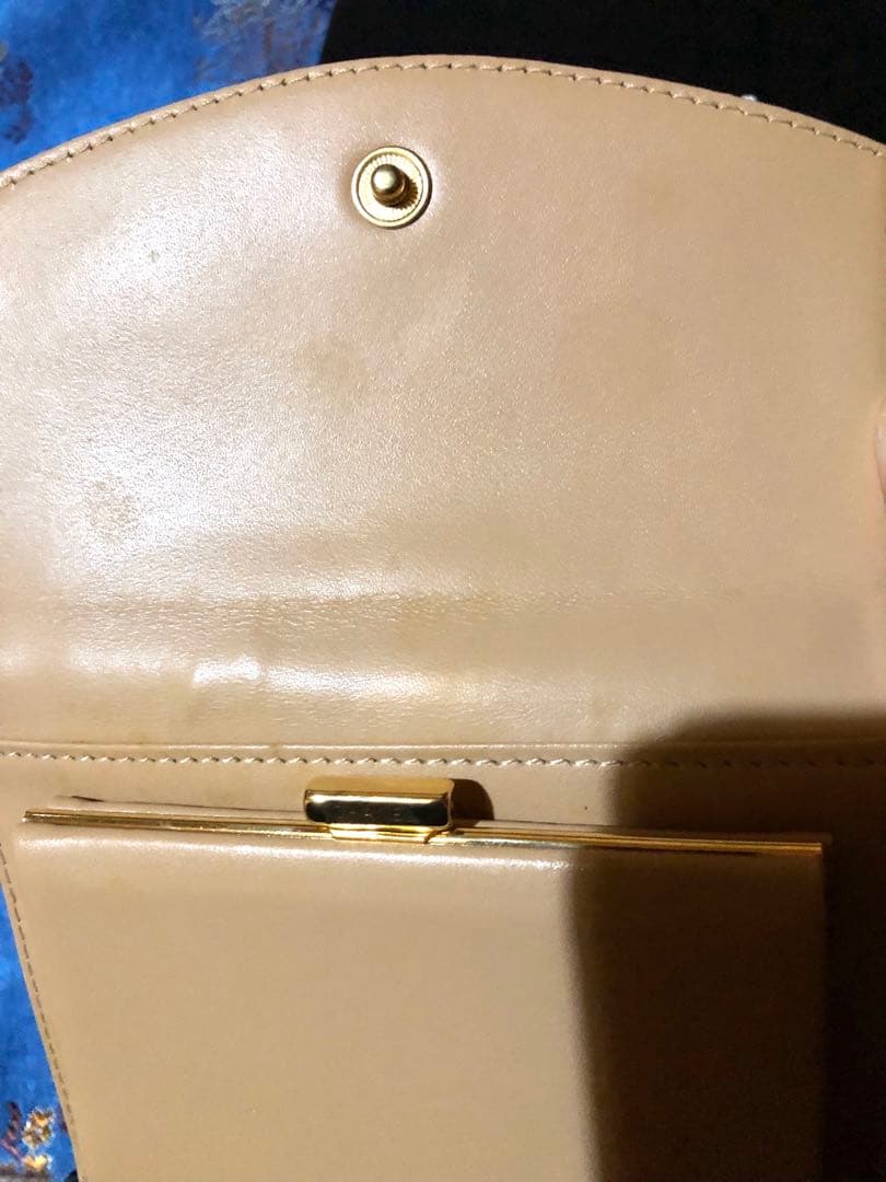 【新品】キャビアスキン☆ロゴマーク三つ折り財布(ベージュ)