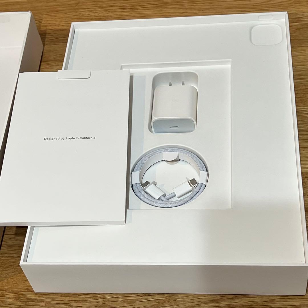 【美品】 iPadPro 12.9 第6世代 256GB【バッテリー容量99%】