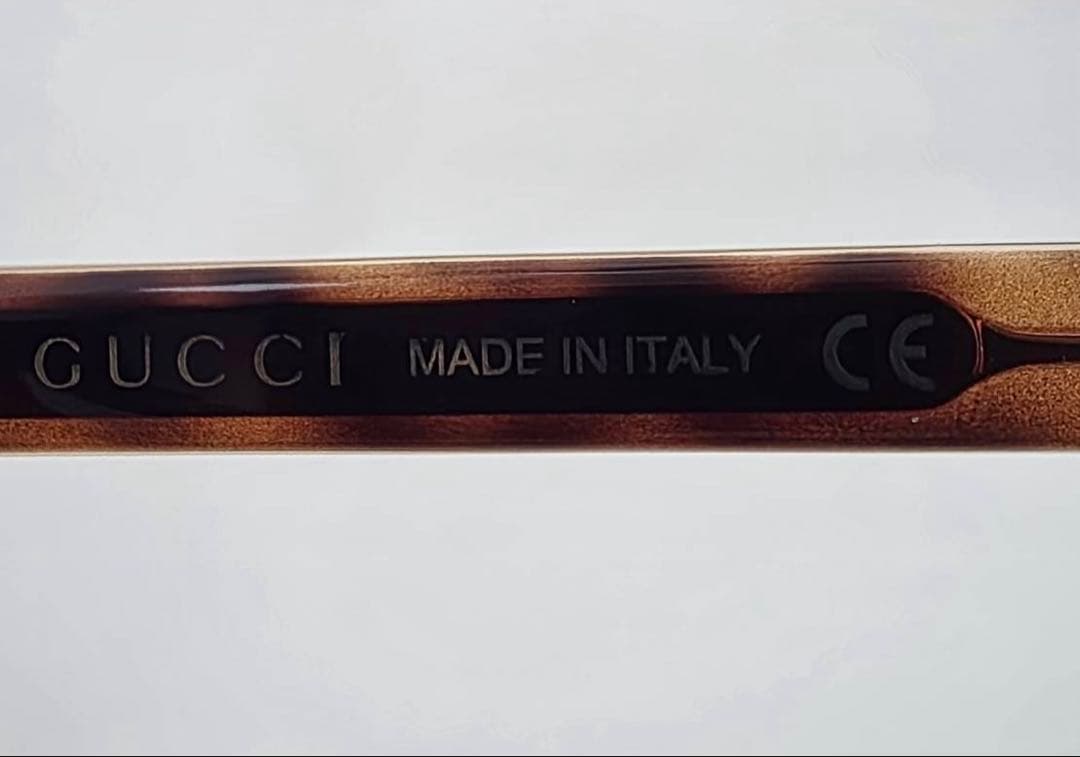 【極美品】GUCCI グッチ サングラス グリーンレンズ 定価約7万円