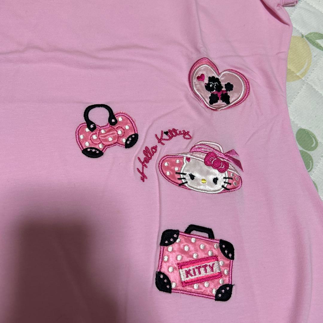 新品ハローキティ モモベリー　サンリオ　半袖TシャツLピンク刺繍ワッペン希少レア