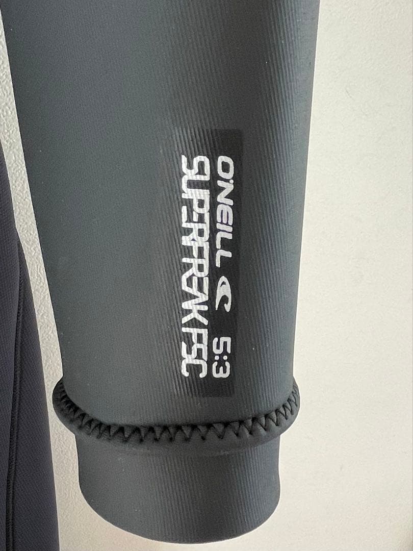 未使用品　2025 FW O'NEILL セミドライSUPERFREAK