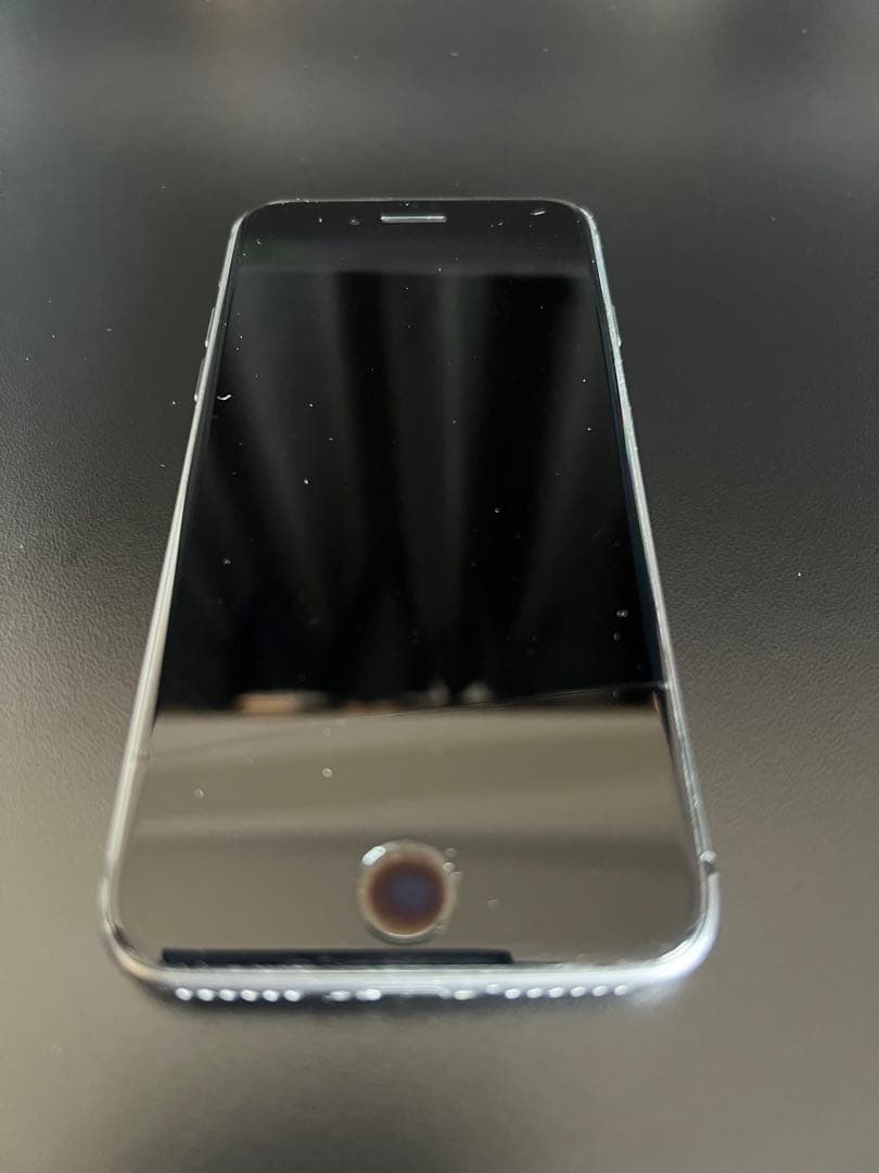 お*り様 iPhone 8 Space Gray 64 GB 黒色 アヒルケース