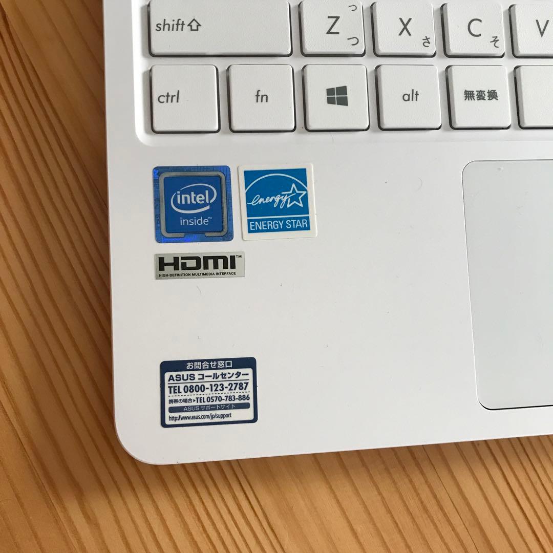 ASUS ノートPC ホワイト Intel HDMI