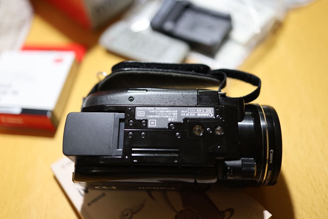 Canon iVIS HF S11 フルHDビデオカメラ 動作確認済