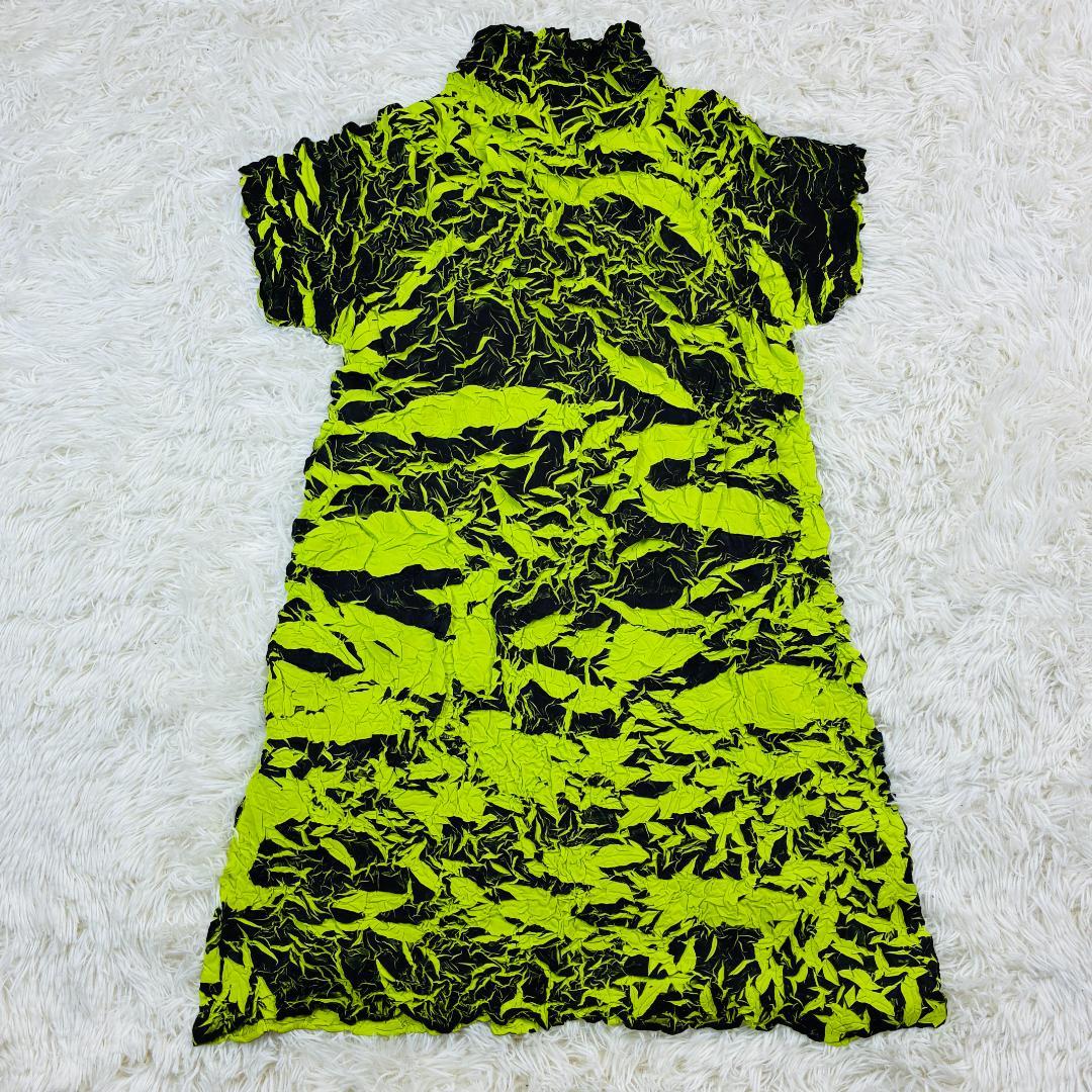 【美品】イッセイミヤケ　ISSEIMIYAKE　しわ加工　ハイネックワンピース