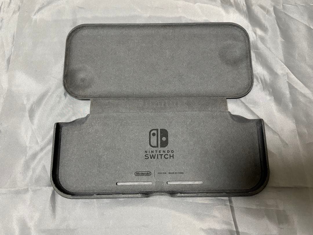 ニンテンドースイッチライト　グレー 本体（保護ガラス付）　ケース付16GB付き