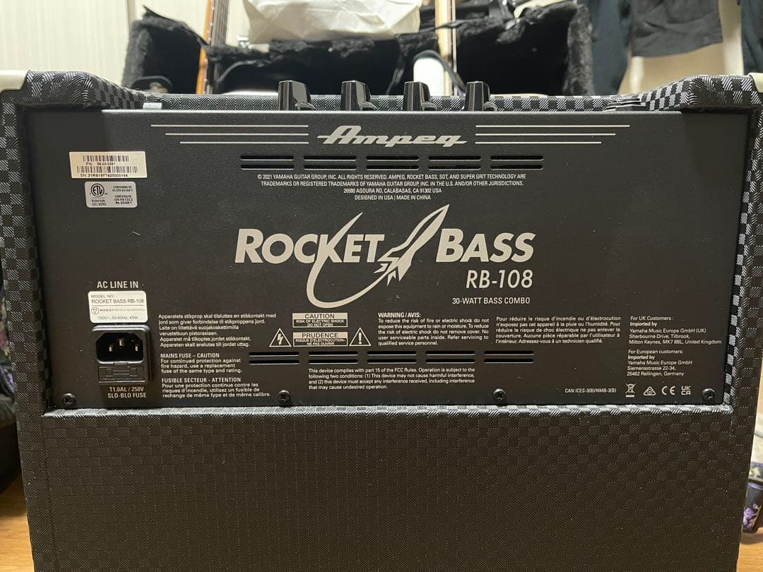 【極美品】Ampeg Rocket Bass RB-108 【即購入大歓迎！】