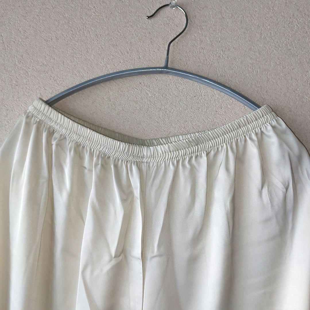 中国製～シルク(98％)パジャマ男女兼用　XXLサイズ　一等品　新品　未使用品