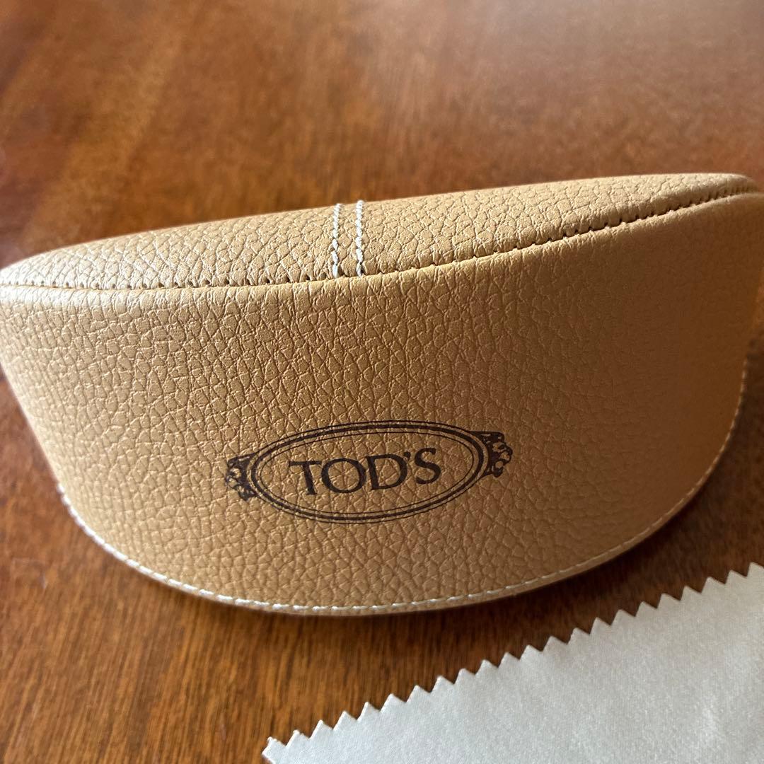 TOD'S サングラス　ブラウン　新品