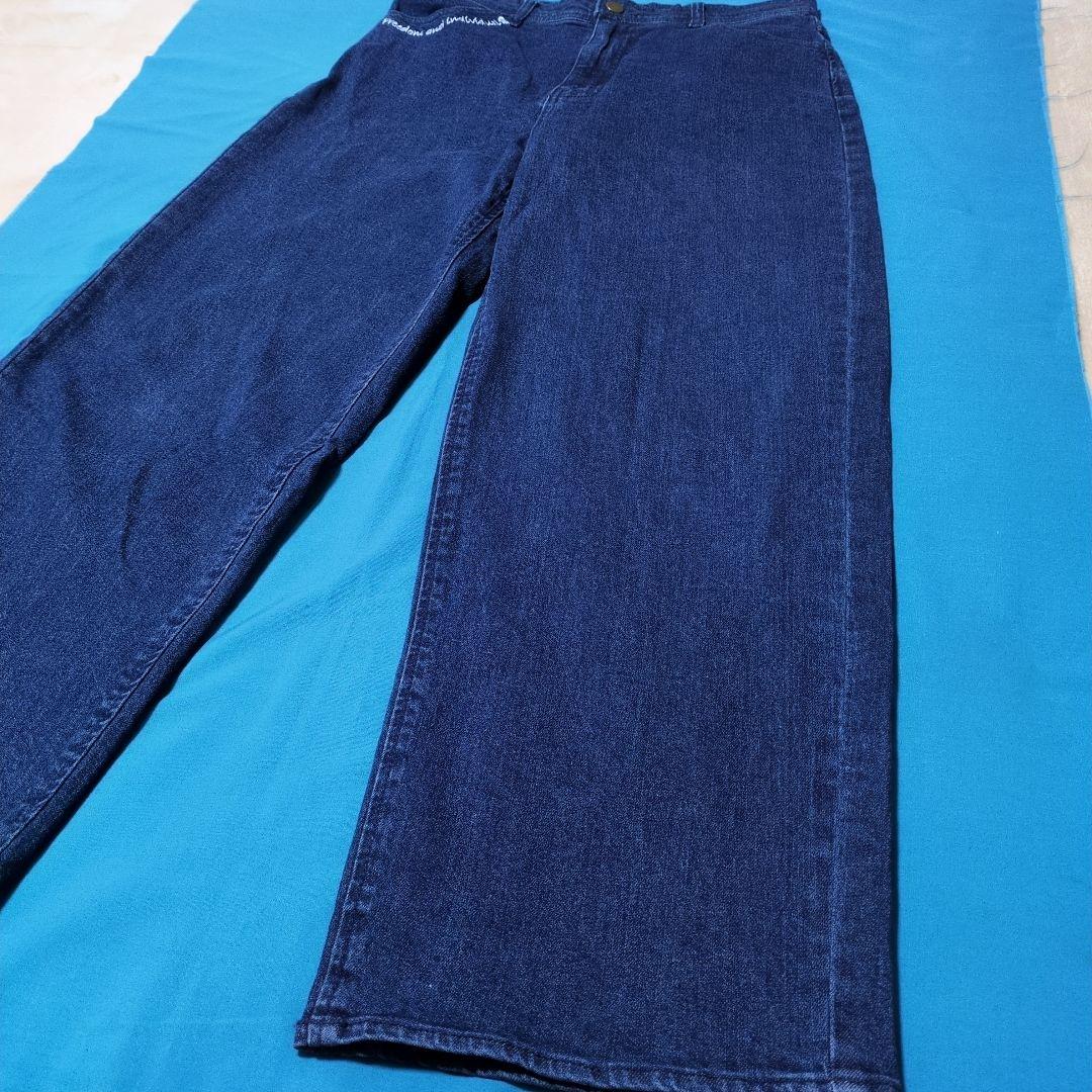 MARY QUANT （新品近）ストレートデニム ダークブルー