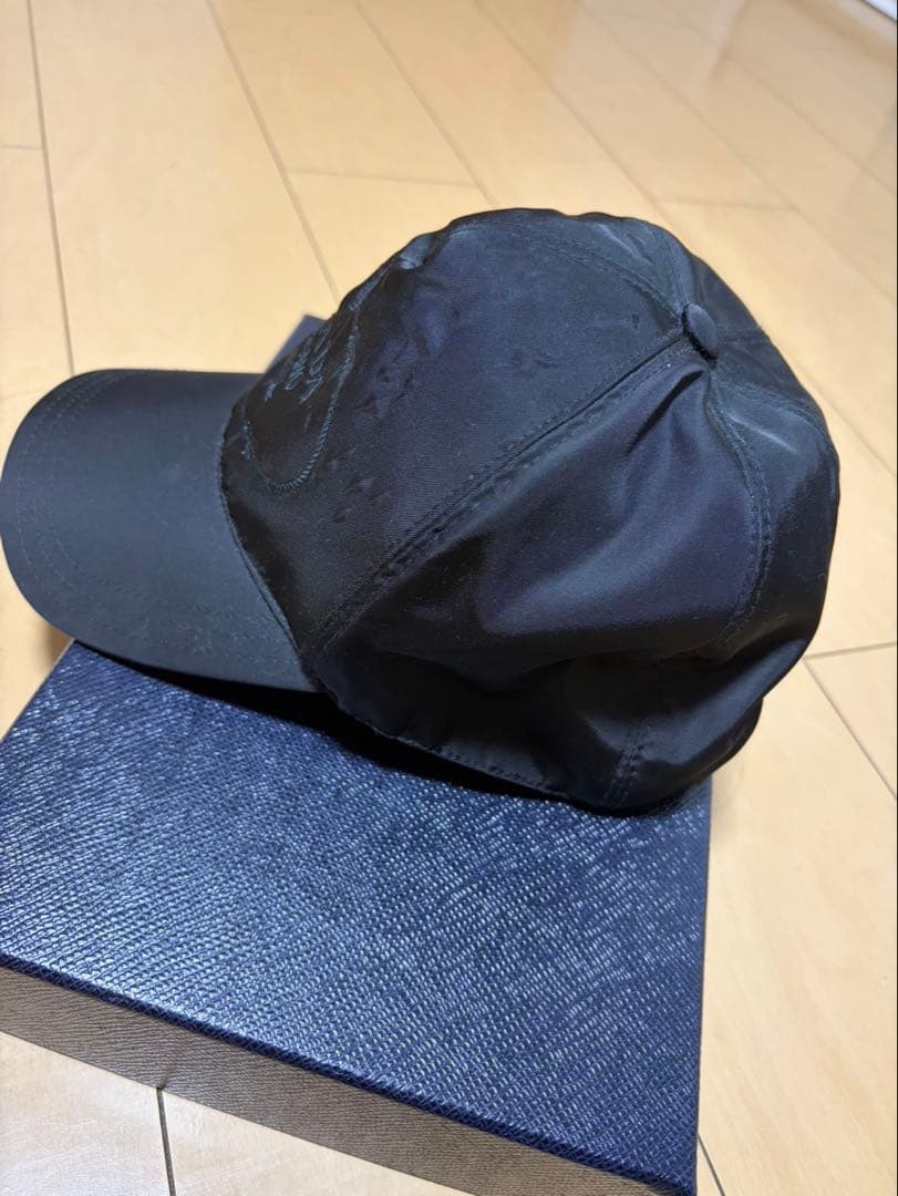 PRADA ナイロンキャップ