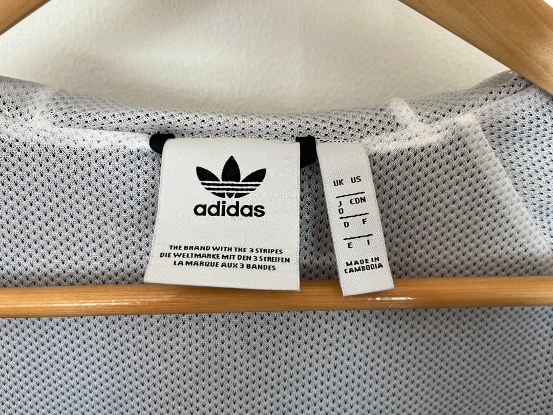 adidas Originalsビッグ トレフォイル ウインドブレーカー