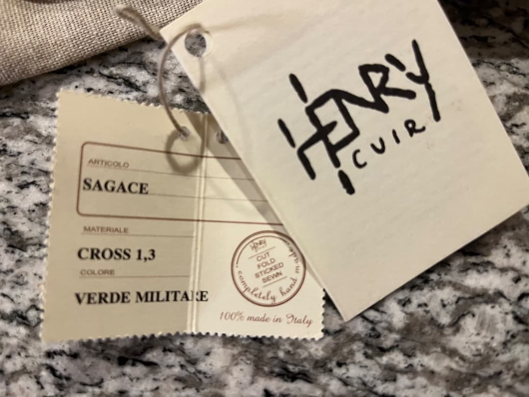 HenryCuir 二つ折り財布 SAGACEカーキ保存袋タグ付き未使用品