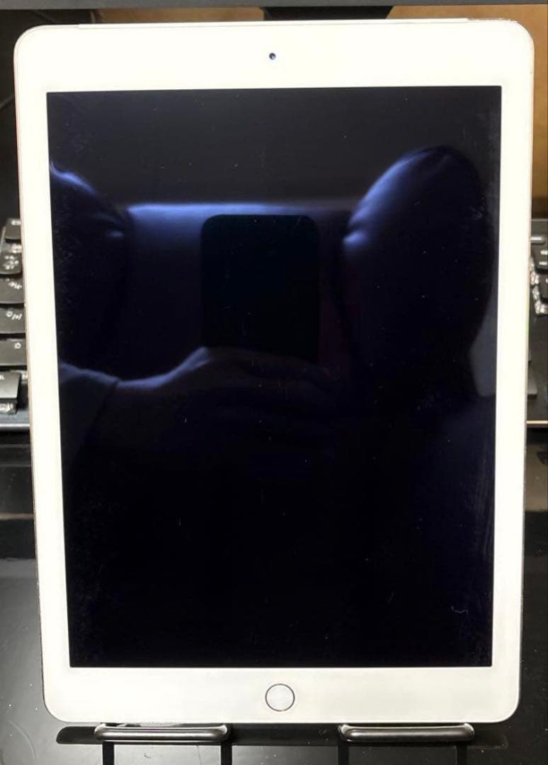 iPad Air2 128GB Cellular SIMフリー ゴールド動作良好
