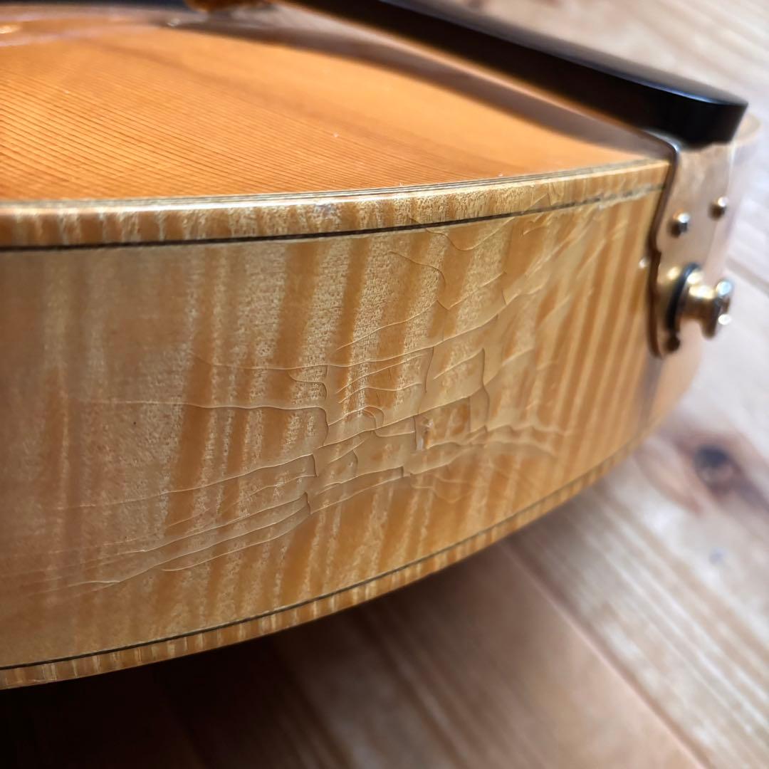 2006年製 Eastman AR910CE Blonde