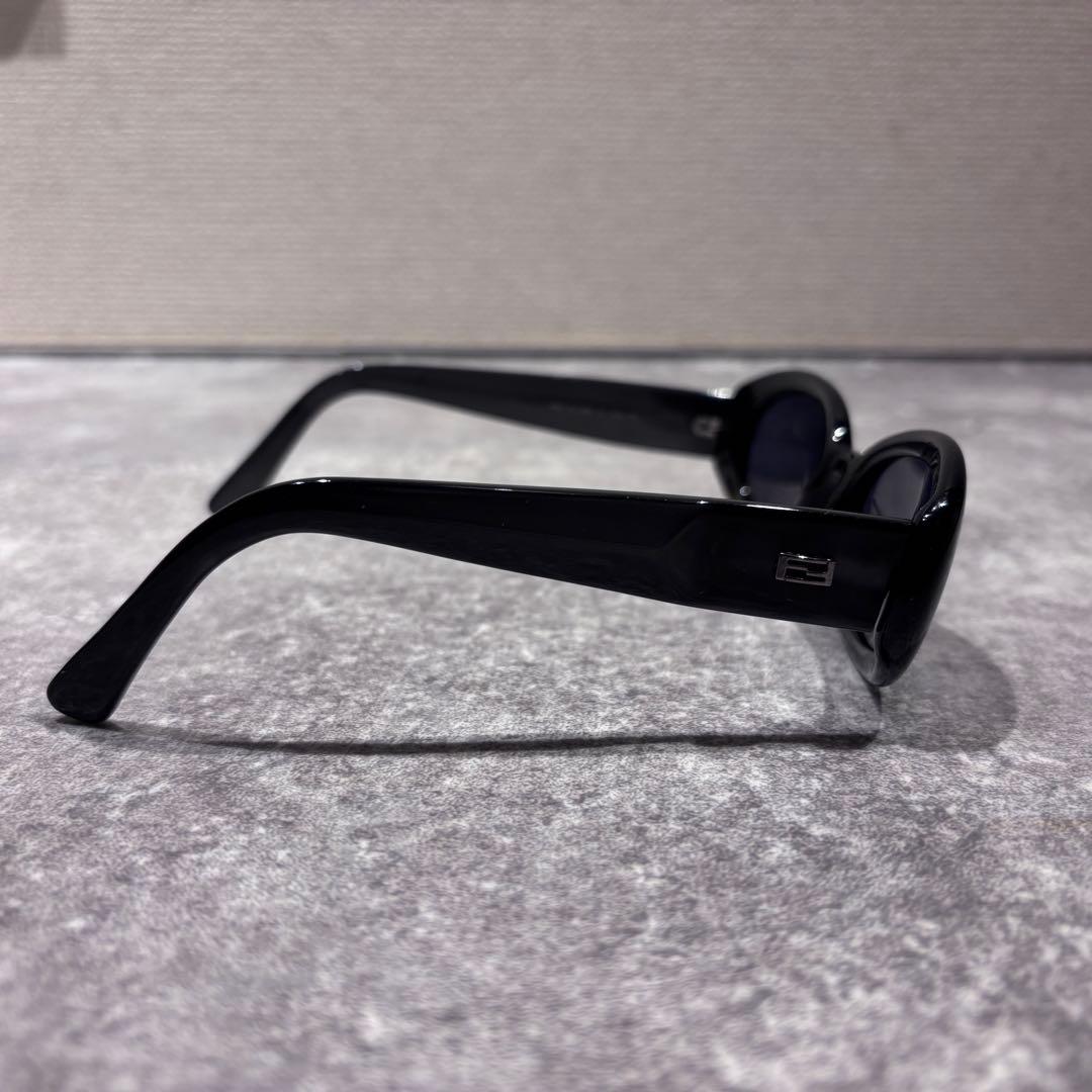 小物 FENDI Side Logo Oval Sunglasses y2k