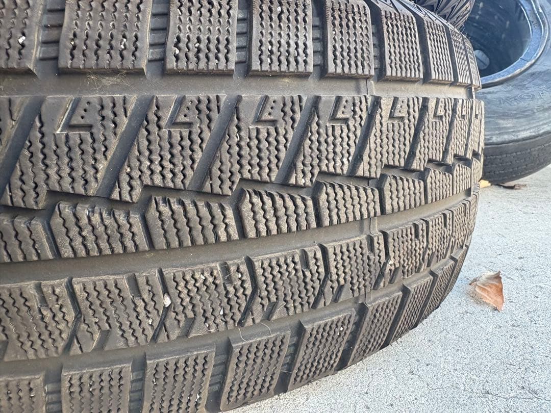 送料無料　245/45R19 スタッドレス　ANTARES GRIP WP 4本