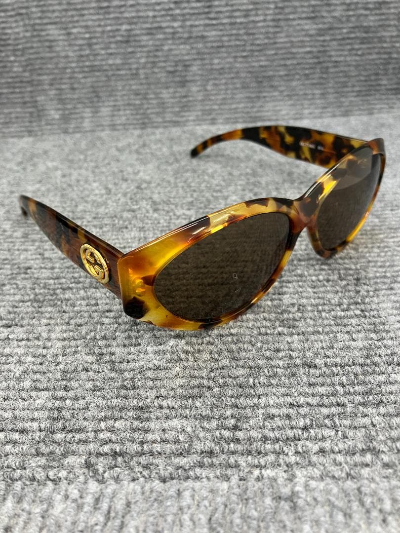 GUCCI　グッチ　サングラス　GG2195/S　252