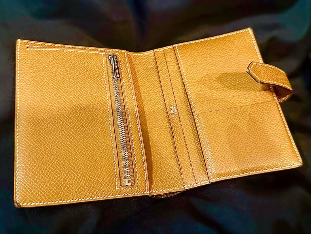 【美品】HERMES ベアンコンパクト U刻印2022年製