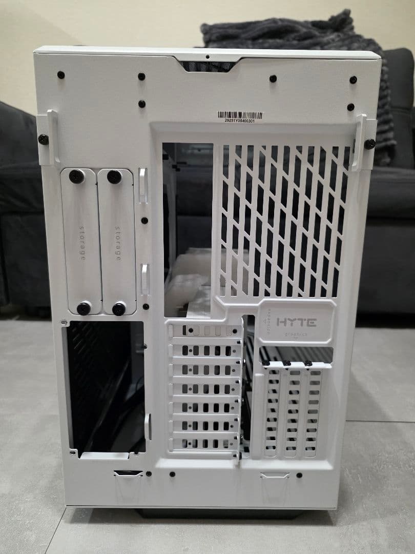 PCケース(自作PC用) HYTE Y60  White
