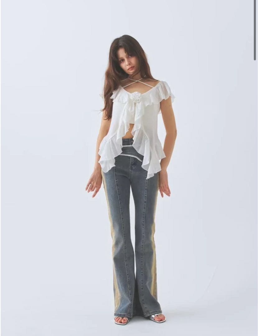 ⭐️本日限定⭐️ペリキュールcotton ruffle frill blouse