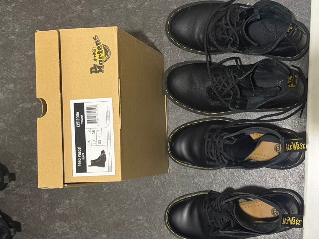 専用ページDr. Martens ブラック ロングブーツ