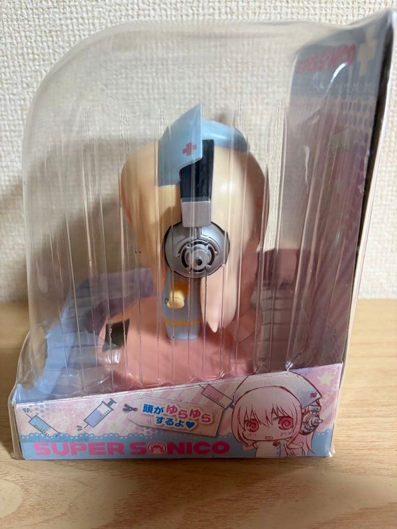 すーぱーそに子　ゆらゆらソーラー　フィギュア　水色