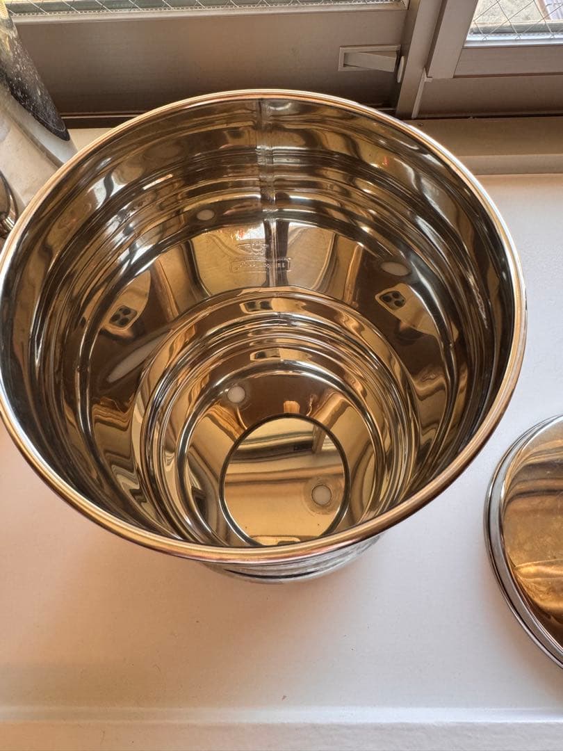 トラベル用 Berkey 1.5 ガロン 本体のみ　フィルターなし