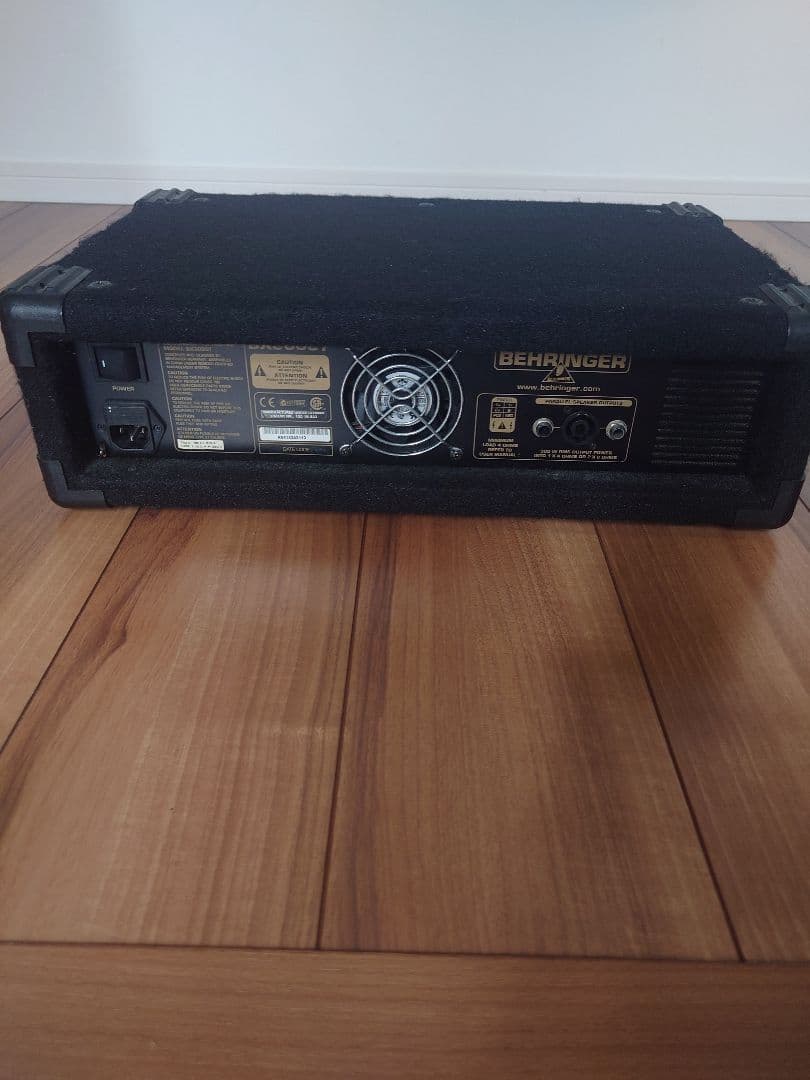BEHRINGER　ウルトラベースBX3000T