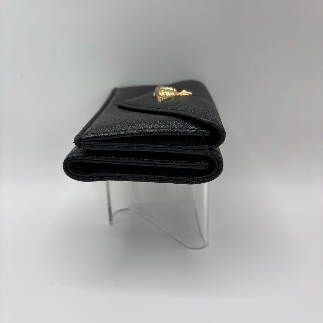vivienne westwood 三つ折り財布　ブラック　ゴールド　オーブ