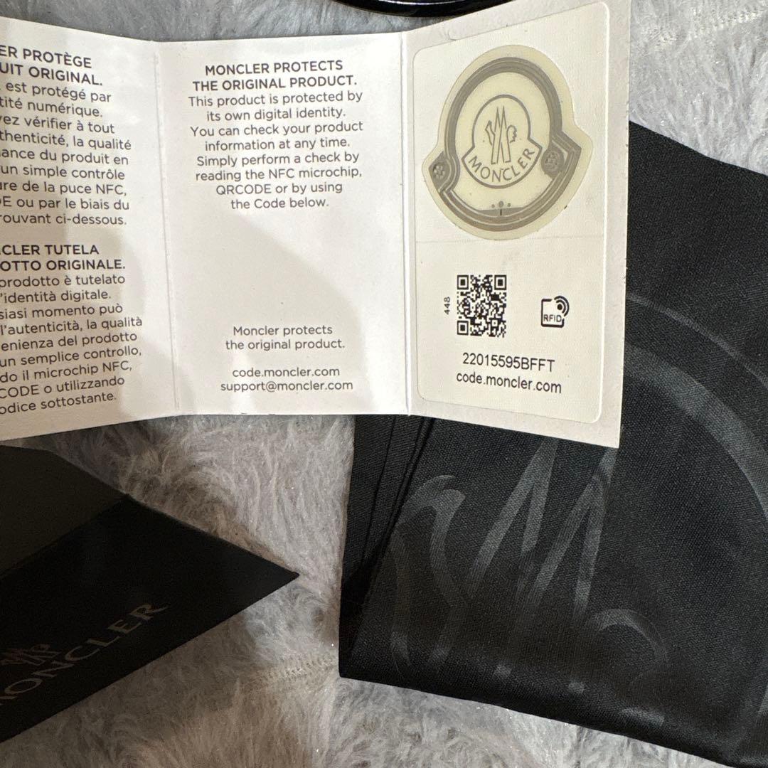 MONCLER モンクレール　ブラック サングラス美品
