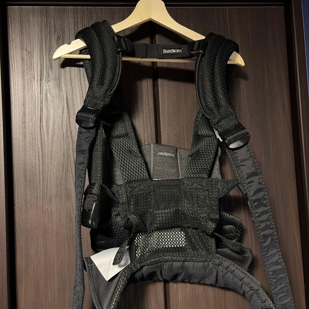 【美品】抱っこ紐 BABY BJORN ベビージョルン ハーモニー ブラック