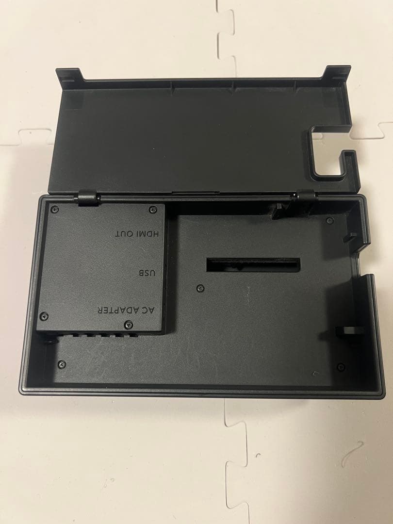任天堂 Switch 本体　(箱なし)
