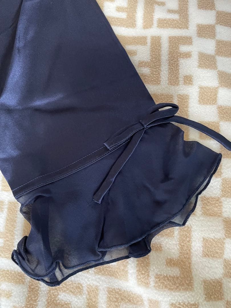LILYSILK リリーシルク　レディースシルク パジャマM 未使用　タグ付き