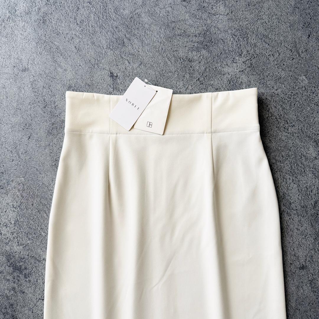 新品タグ付き✨NOBLE ジャージーライクタイトスカート 40 ホワイト
