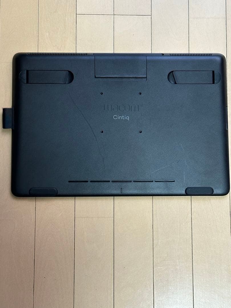 くぬぎ　Wacom Cintiq 16（DTK-1660）液タブ