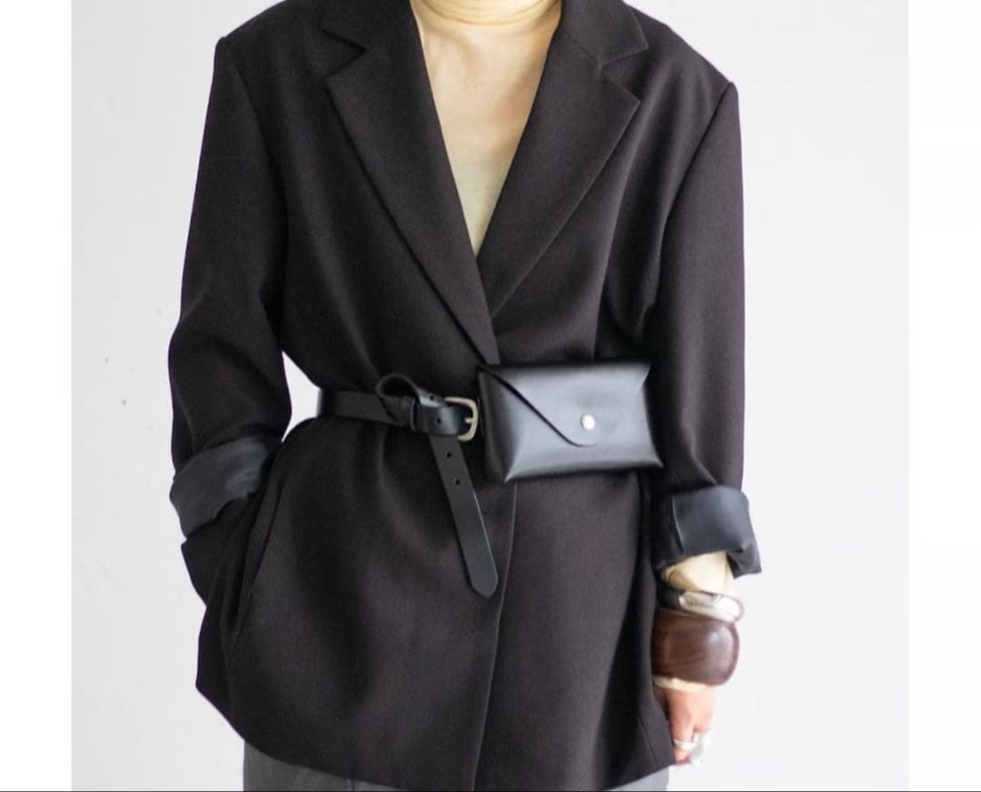 hywl CLOCHE クロシェ　ウエストポーチ　ブラック新品