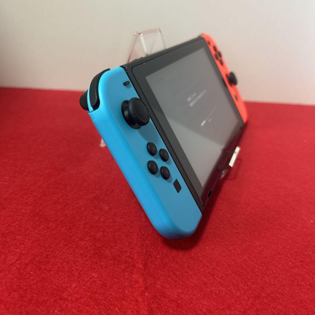 【極美品】Nintendo Switch　ニンテンドースイッチ本体