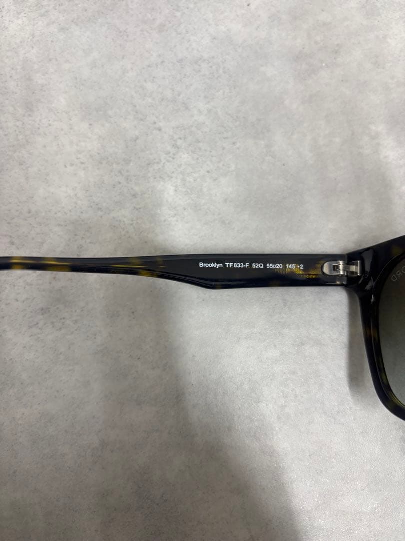 新品　TOM FORD トムフォード Brooklyn TF833-F 52Q