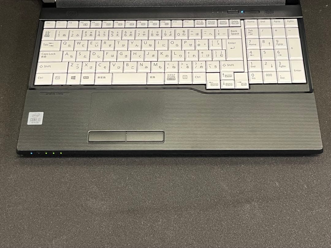 Windowsノート本体 FUJITSU LIFEBOOK A5510/DX